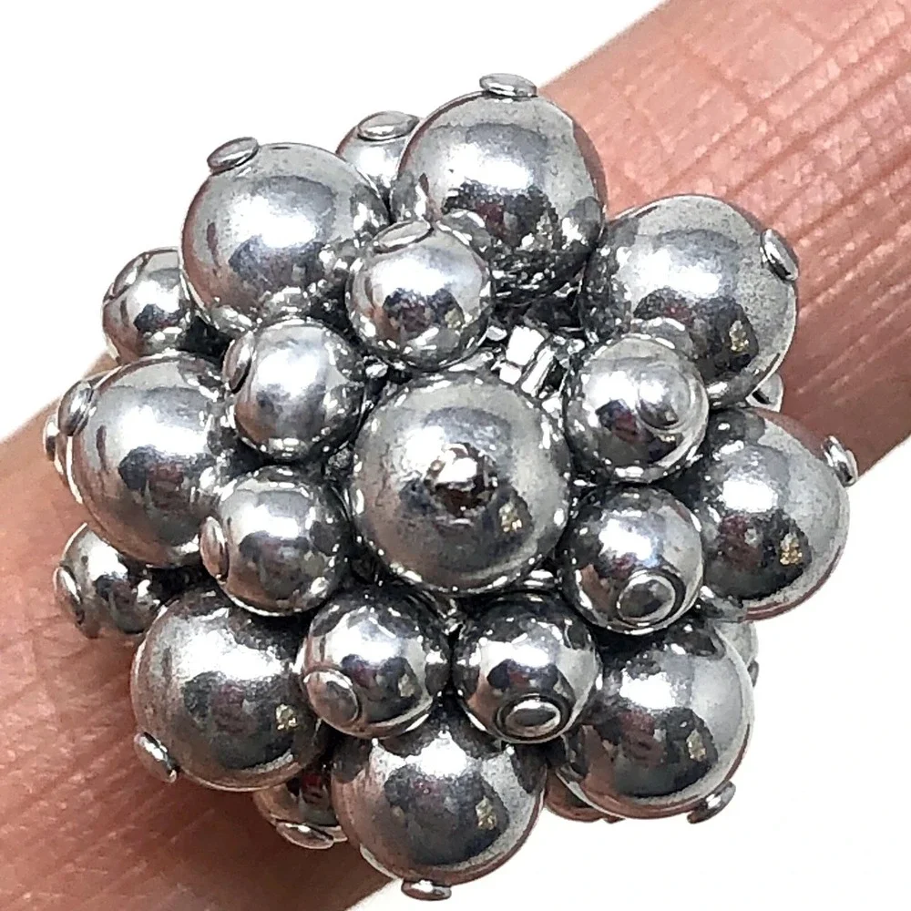 Bubbles Beads Cluster Ring Band Sz 7 Aluminum Arthur Court Signed Jewelry